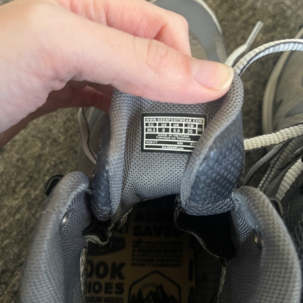 KEEN Women's Zionic Mid Height Waterproof Hiking Boots Steel Grey/Magnet US Sz 8 - Picture 12 of 12